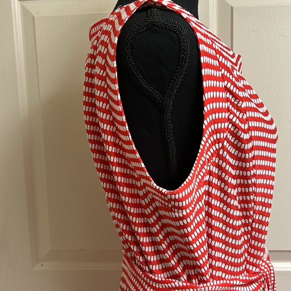 ILE New York Red and White Dress with Belt, Size14W, 95% Polyester, 5% Spandex - Picture 7 of 15